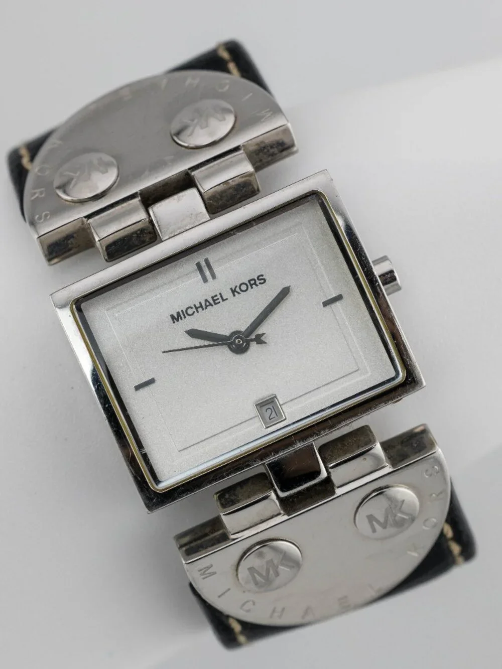 Michael Kors MK4054 Quartz Analog Women's Watch New Battery